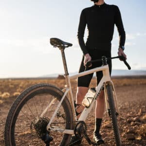 Tavelo Gravel bike equiped with sramospw cage